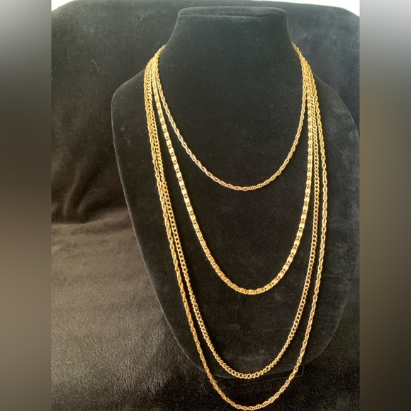 Goldette NY Signed Necklace 4 Strand Chain Layered Goldtone Bow Clasp Vintage - Picture 4 of 10